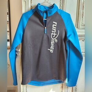 Authentic run Disney pullover from the 2024 race year. 🏁